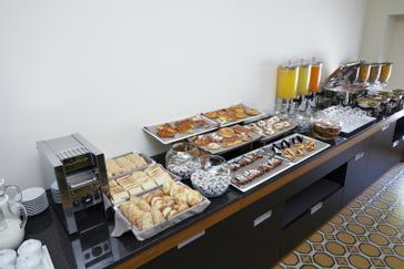 Hotel The Building | Rome | international breakfast in rome