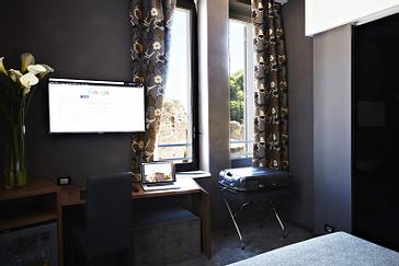 Enjoy Smart Tv & Free Wi-Fi