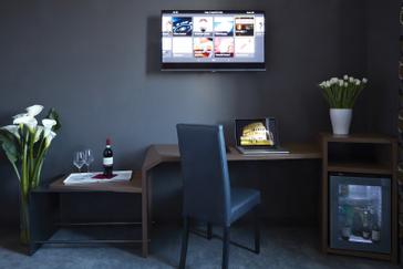 Hotel The Building | Rome | hotel room details