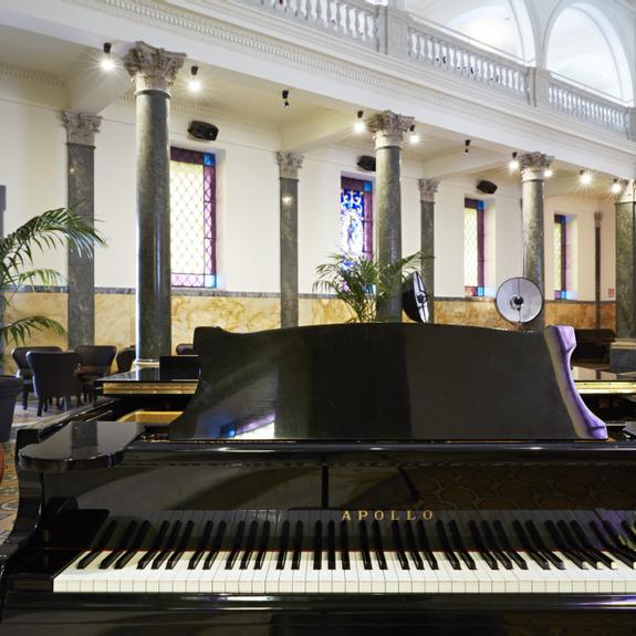 lounge bar with piano