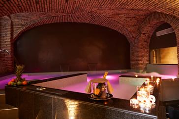 Hotel The Building | Rome | romantic hot tub